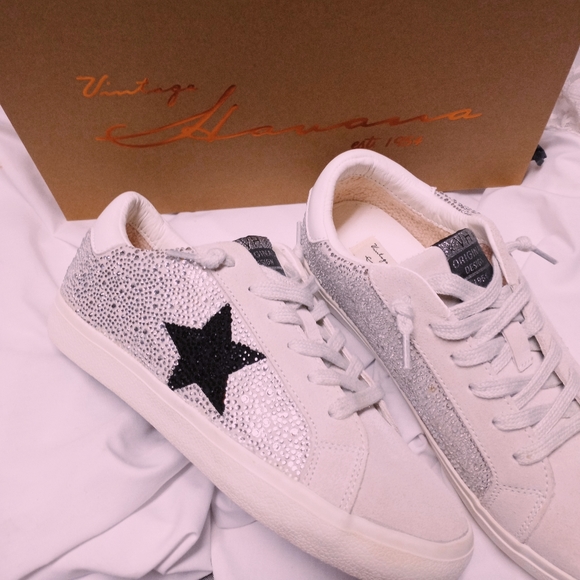 Vintage Havana Shoes - ☆ Vintage Havana Dyno Rhinestone Sparkle Stud Distressed Star Sneakers
